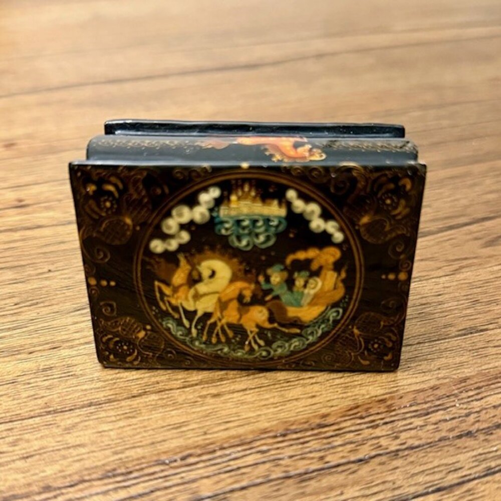 Russian Palekh Troika Horses Laquer Trinket Box - Picture 12 of 14